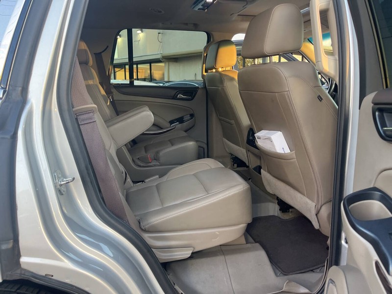 GMC Yukon Vehicle Image 18