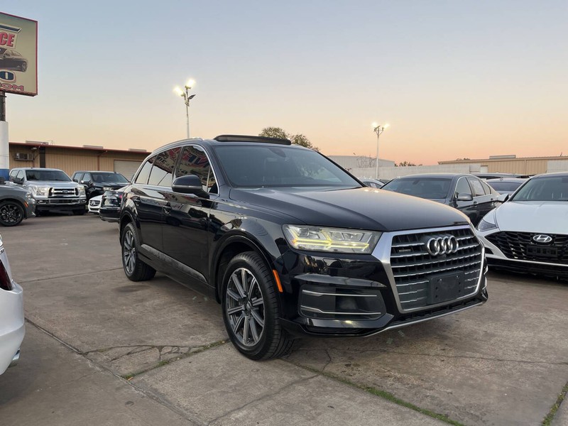 Audi Q7 Vehicle Image 06