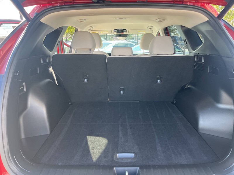 Hyundai Tucson Vehicle Image 17