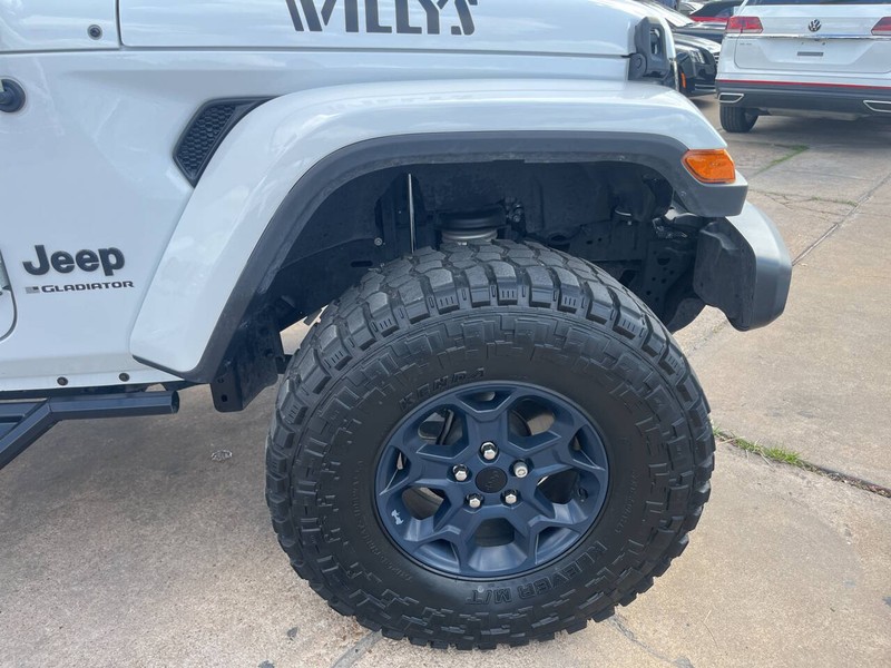 Jeep Gladiator Vehicle Image 23