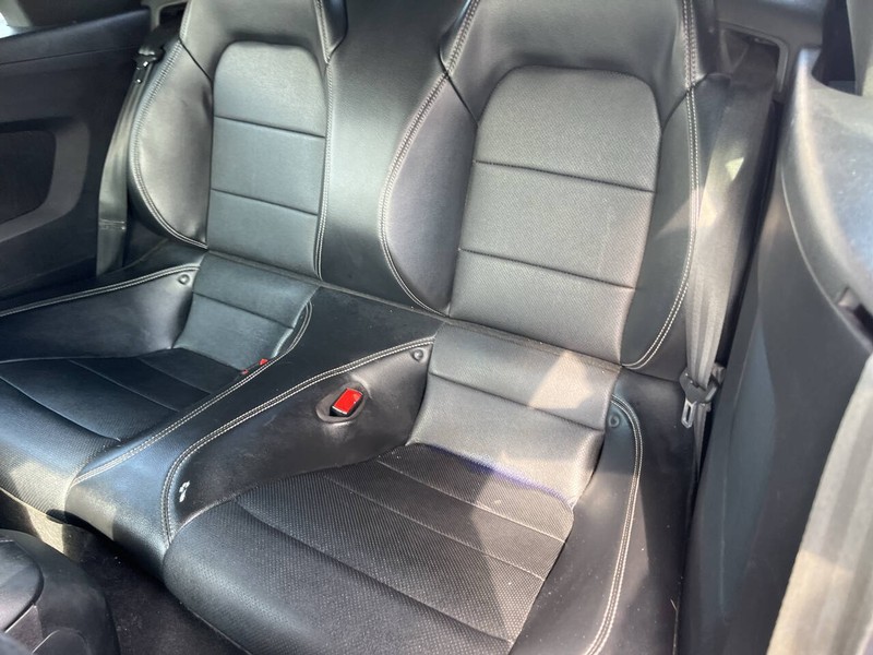 Ford Mustang Vehicle Image 08