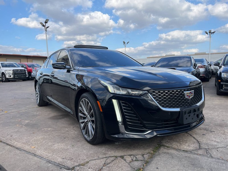 Cadillac CT5 Vehicle Image 09