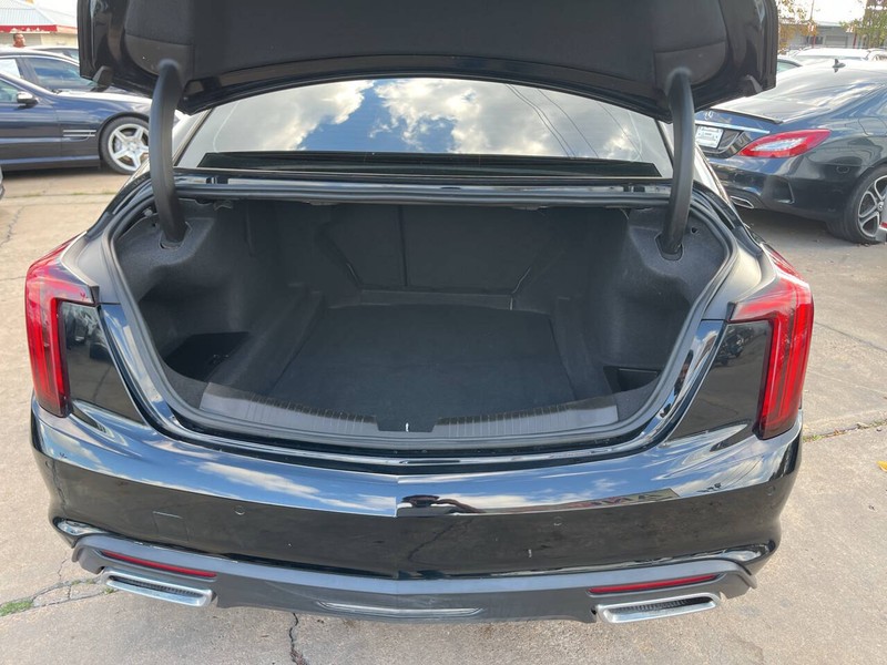 Cadillac CT5 Vehicle Image 13