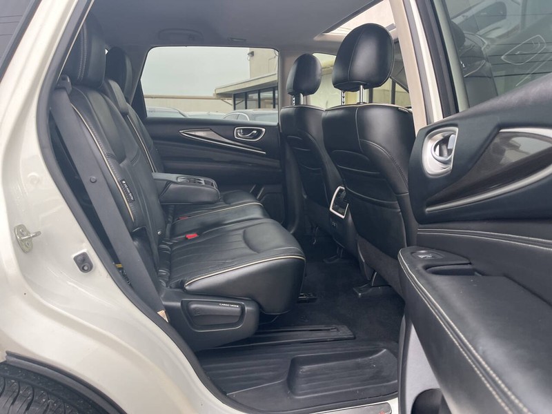 INFINITI QX60 Vehicle Image 12