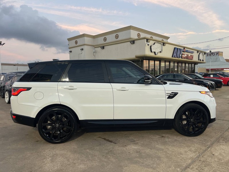 Land Rover Range Rover Sport Vehicle Image 04