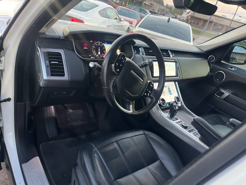 Land Rover Range Rover Sport Vehicle Image 09