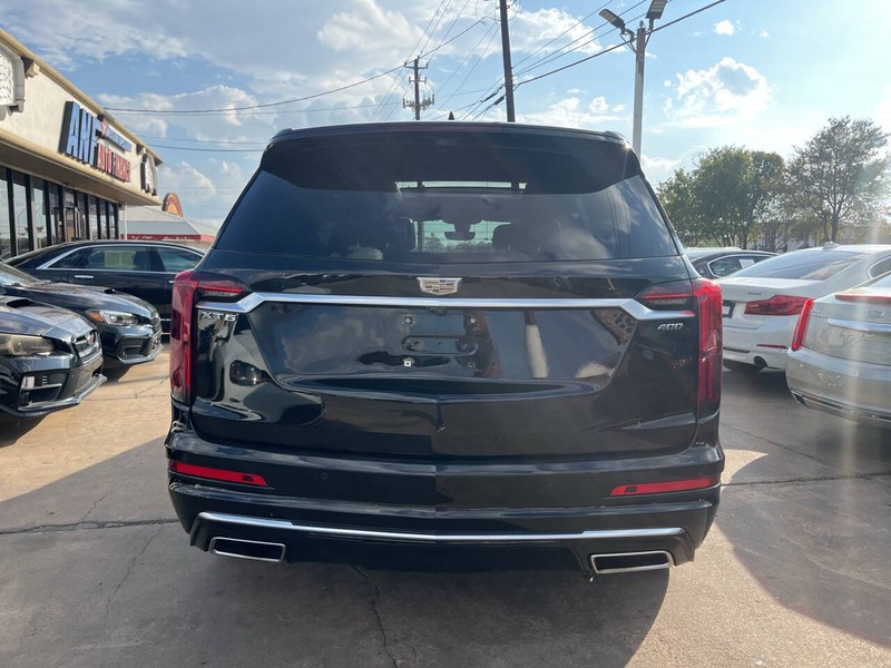 Cadillac XT6 Vehicle Image 04