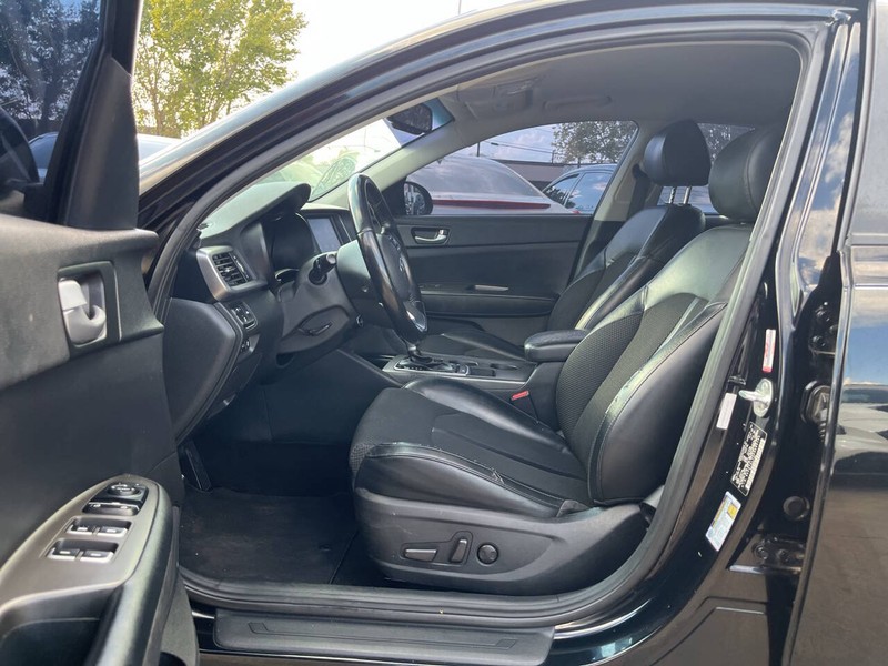 Kia Optima Vehicle Image 07