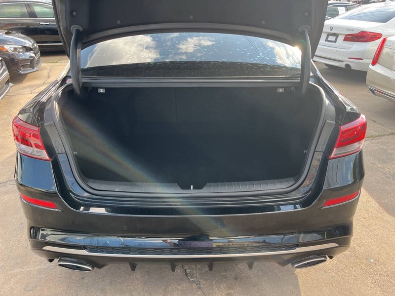 Kia Optima Vehicle Image 09