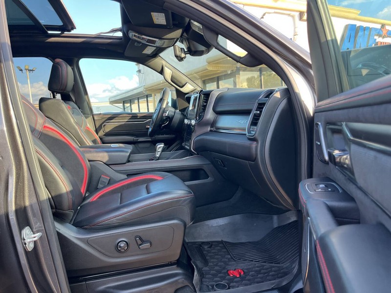 Ram 1500 Vehicle Image 14