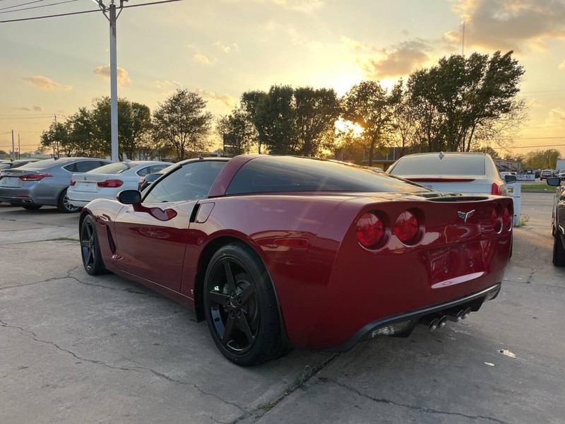 Chevrolet Corvette Vehicle Image 03
