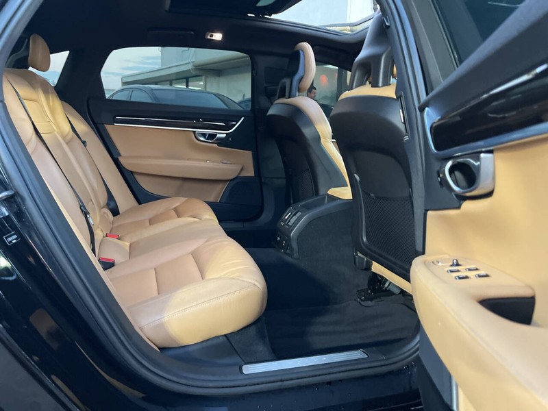 Volvo S90 Vehicle Image 10