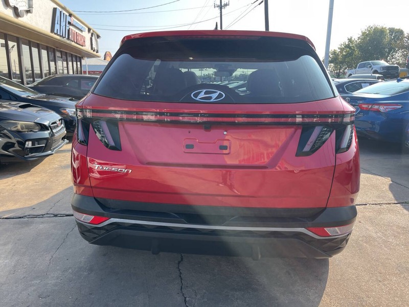 Hyundai Tucson Vehicle Image 04