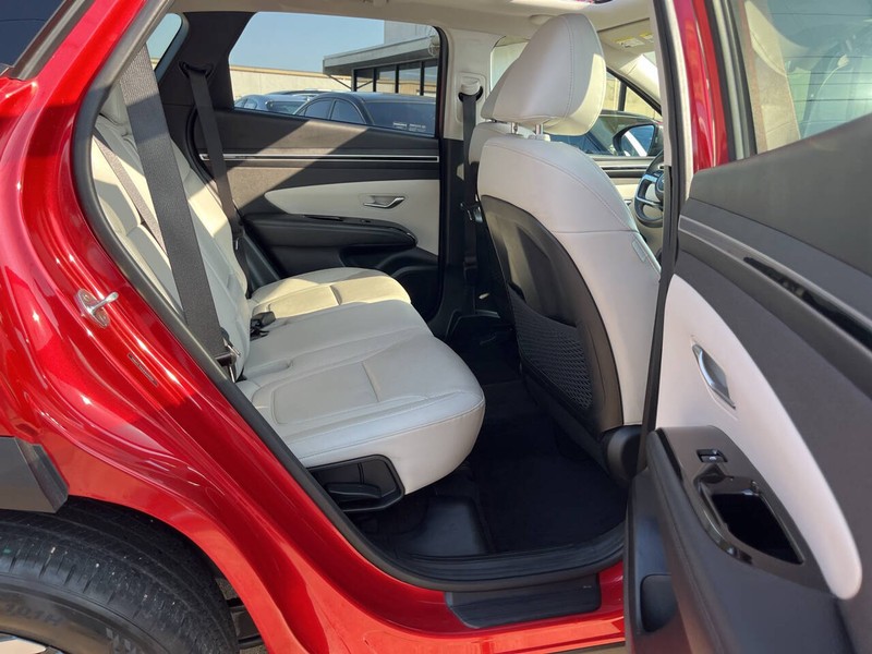 Hyundai Tucson Vehicle Image 10