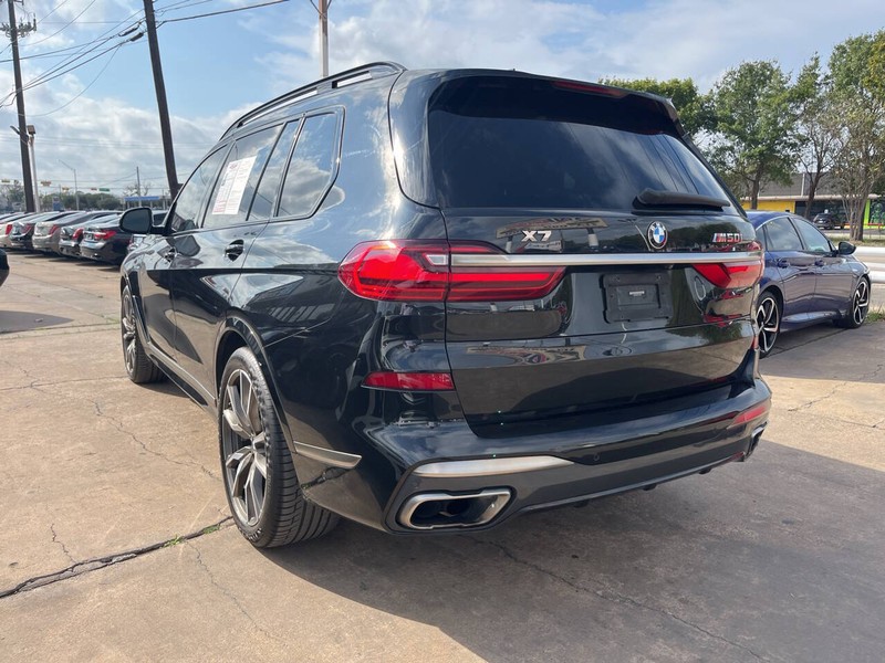BMW X7 Vehicle Image 05