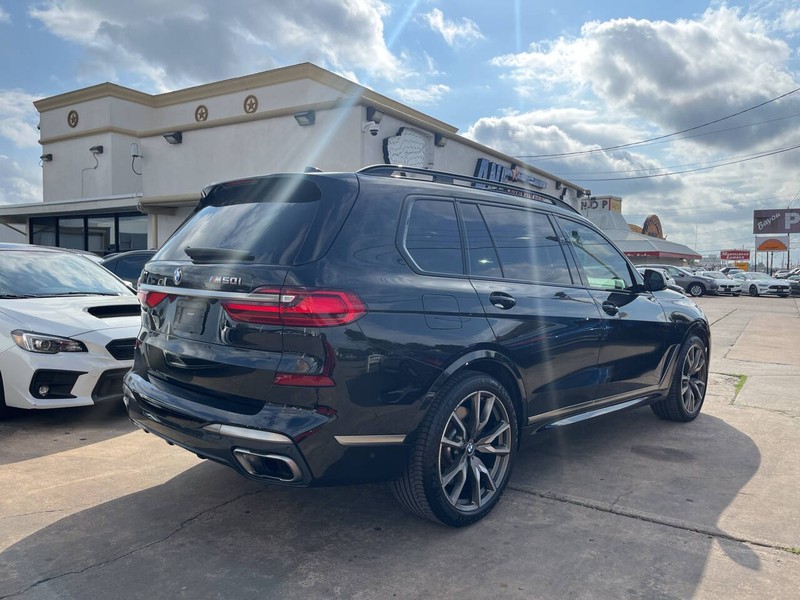 BMW X7 Vehicle Image 06