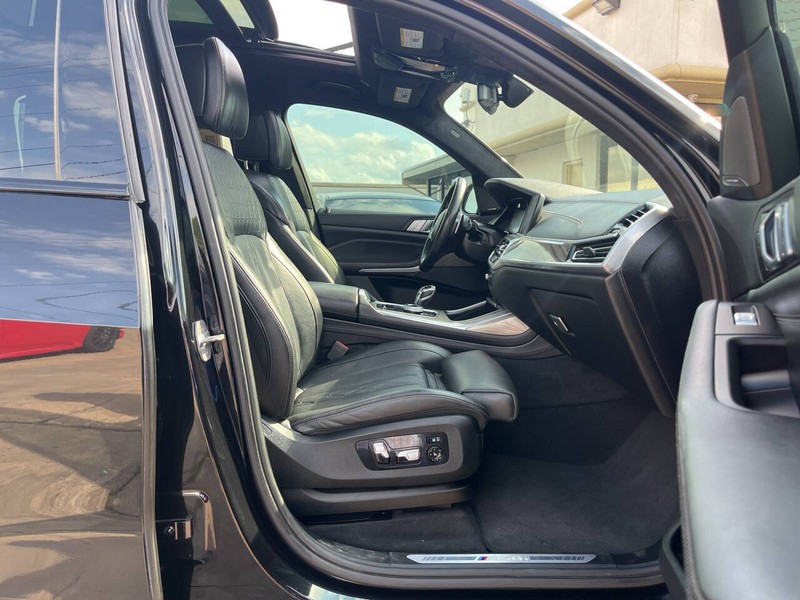 BMW X7 Vehicle Image 19