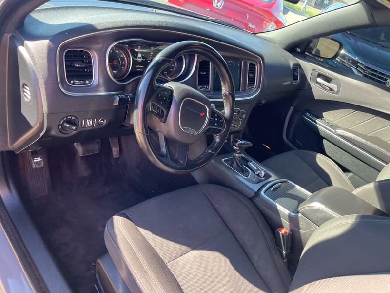 Dodge Charger Vehicle Image 09