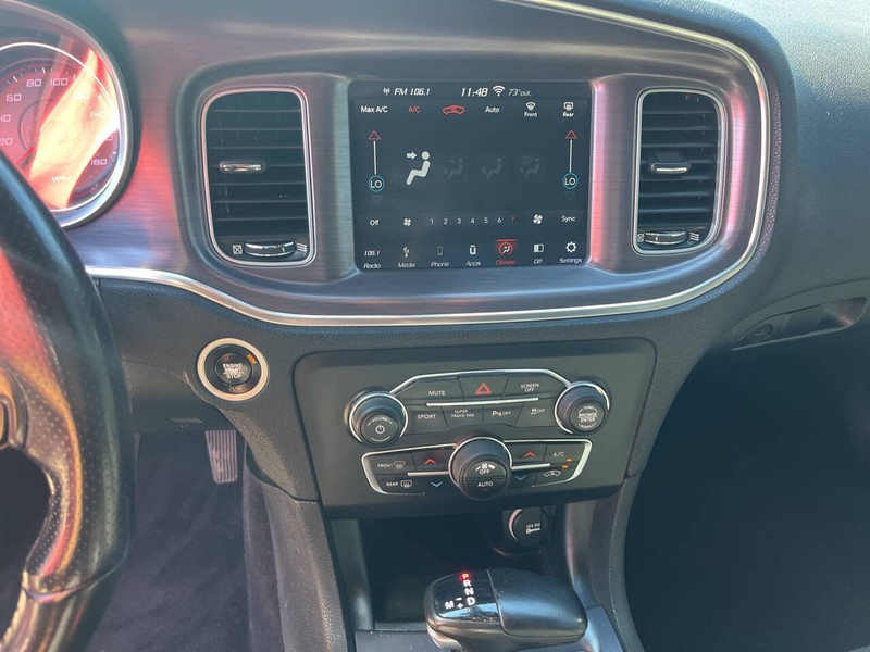 Dodge Charger Vehicle Image 12