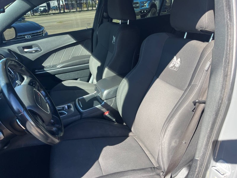 Dodge Charger Vehicle Image 14