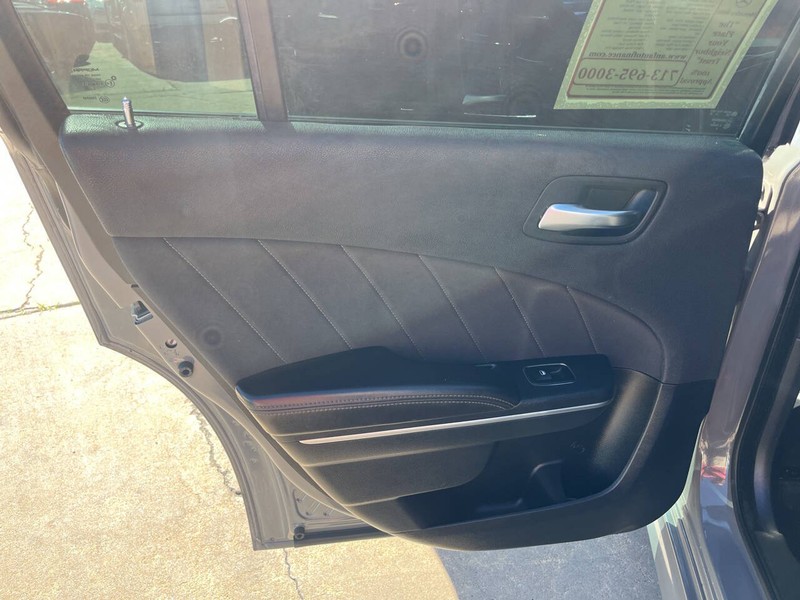 Dodge Charger Vehicle Image 15