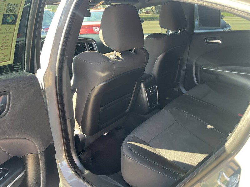 Dodge Charger Vehicle Image 16