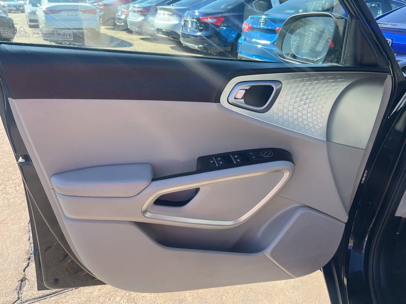 Kia Soul Vehicle Image 07