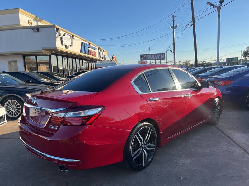 Honda Accord Vehicle Image 06