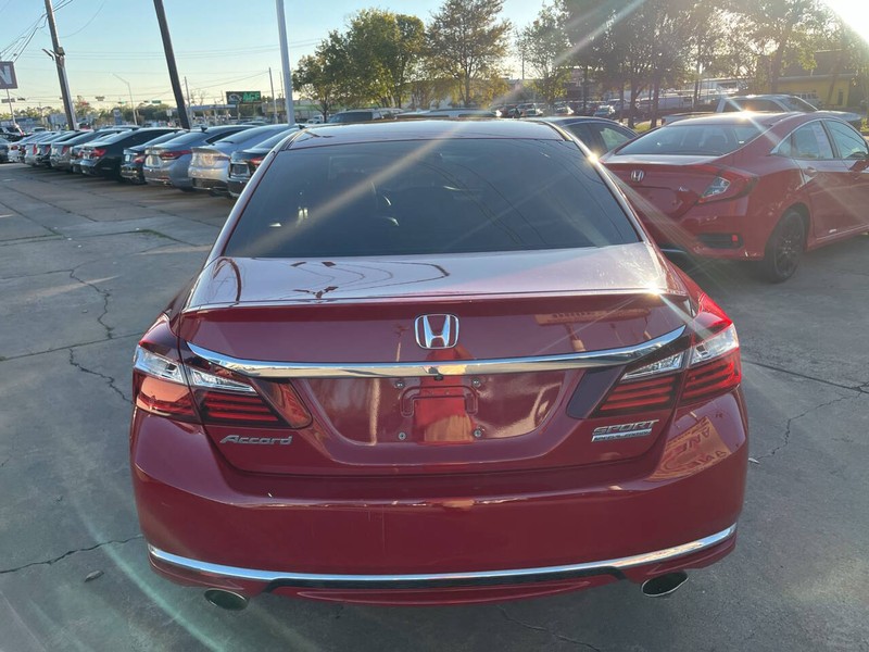 Honda Accord Vehicle Image 07