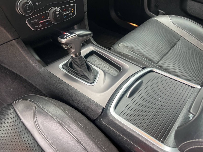 Dodge Charger Vehicle Image 12