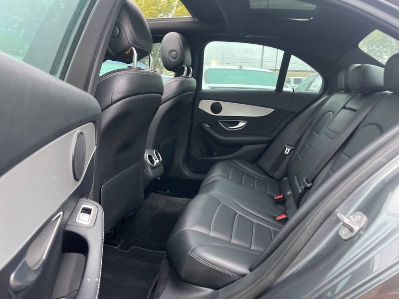 Mercedes-Benz C-Class Vehicle Image 08