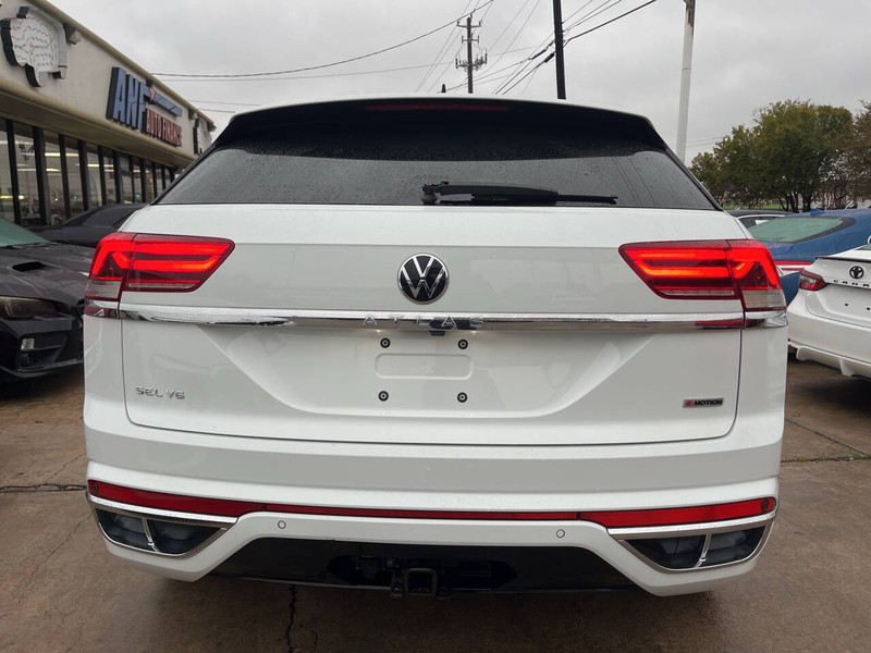 Volkswagen Atlas Cross Sport Vehicle Image 04