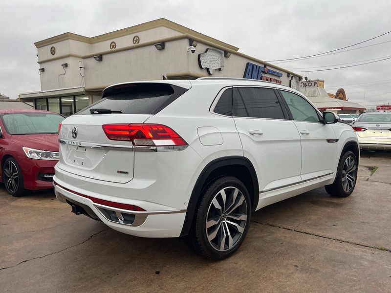Volkswagen Atlas Cross Sport Vehicle Image 05