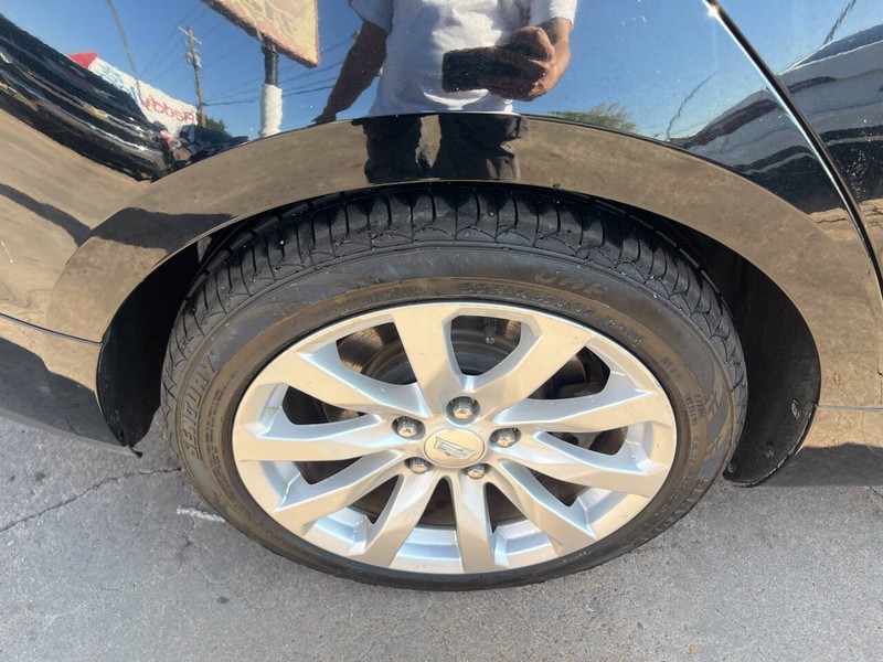 Cadillac ATS Vehicle Image 12