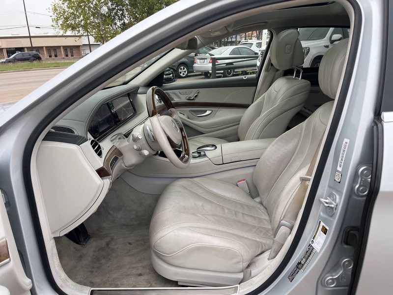 Mercedes-Benz S-Class Vehicle Image 08