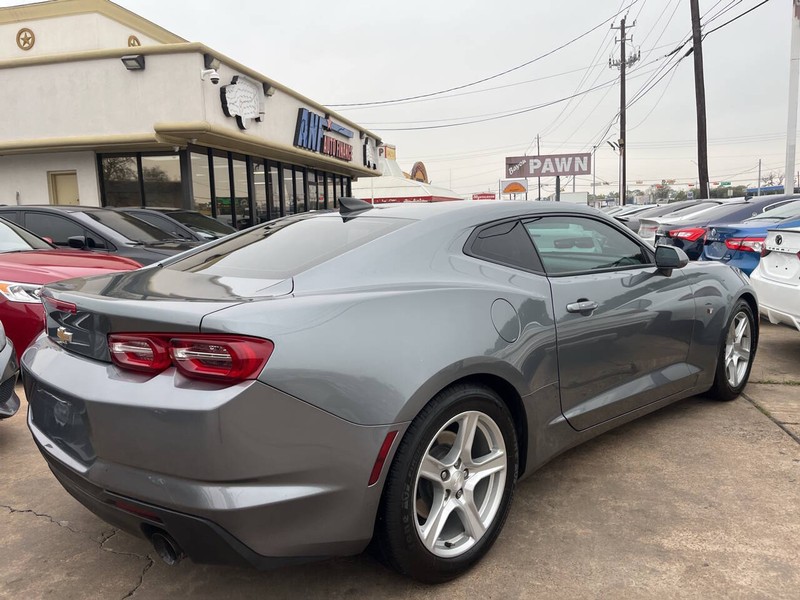 Chevrolet Camaro Vehicle Image 04