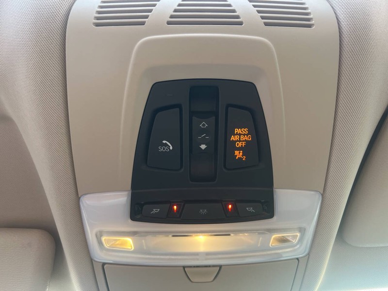 BMW X5 Vehicle Image 15