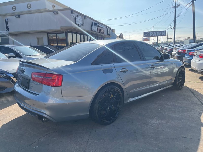 Audi S6 Vehicle Image 04