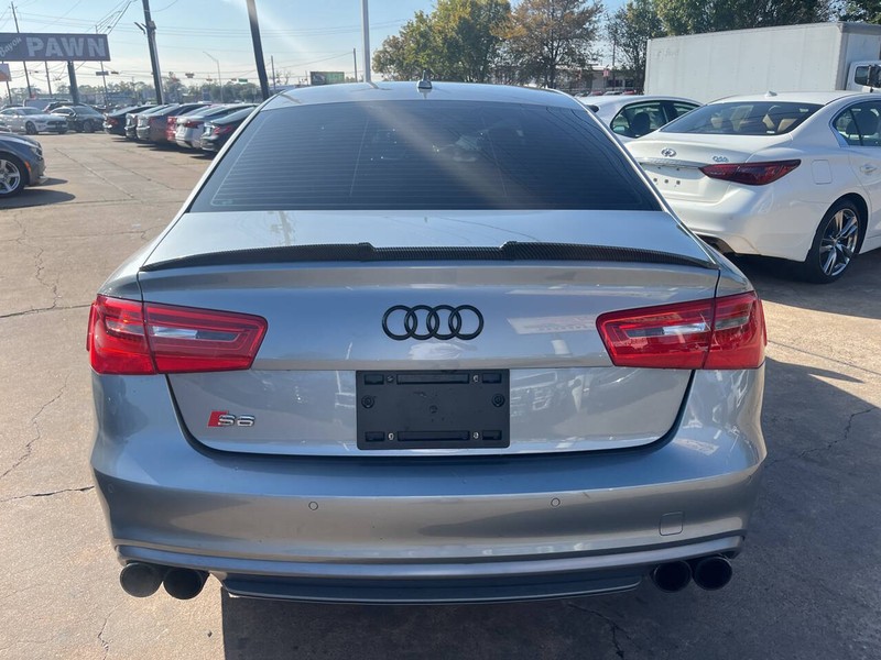 Audi S6 Vehicle Image 20