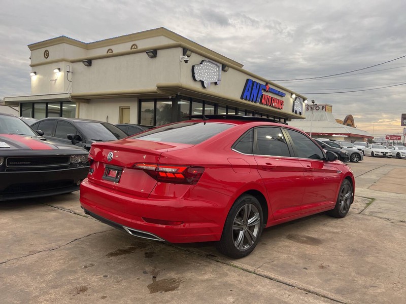 Volkswagen Jetta Vehicle Image 05