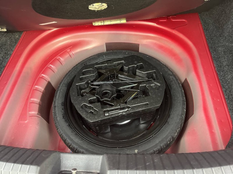 Volkswagen Jetta Vehicle Image 09