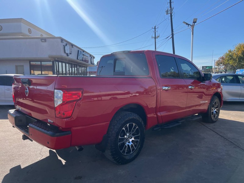 Nissan Titan Vehicle Image 05