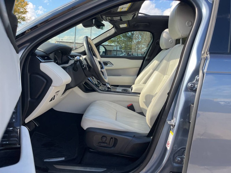 Land Rover Range Rover Velar Vehicle Image 07