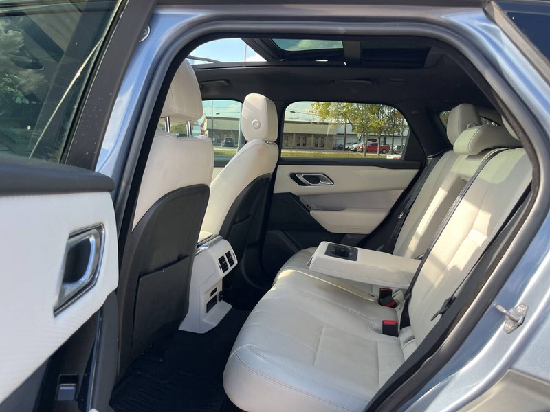 Land Rover Range Rover Velar Vehicle Image 08