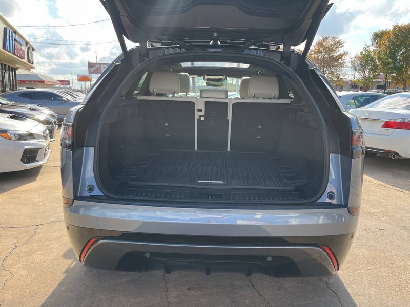 Land Rover Range Rover Velar Vehicle Image 09