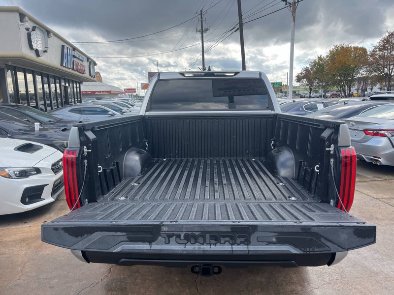 Toyota Tundra Vehicle Image 09