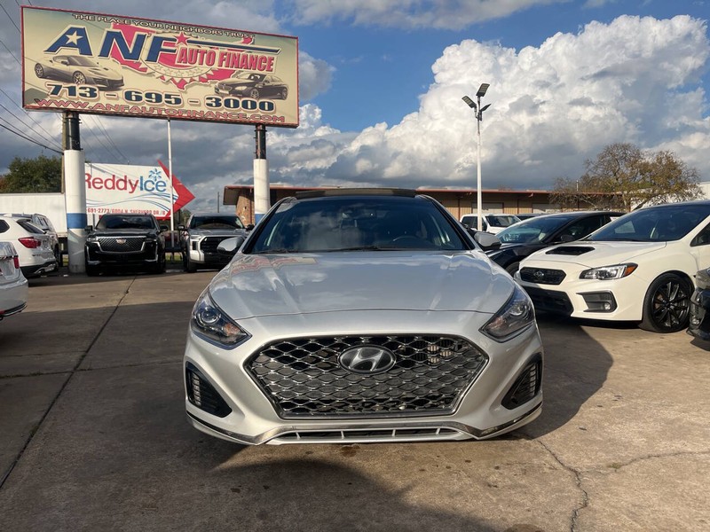 Hyundai Sonata Vehicle Image 02