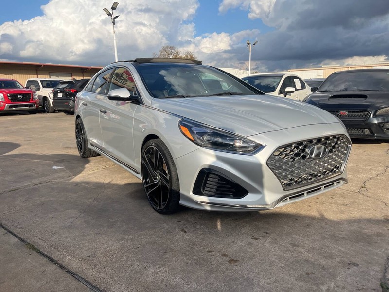 Hyundai Sonata Vehicle Image 06