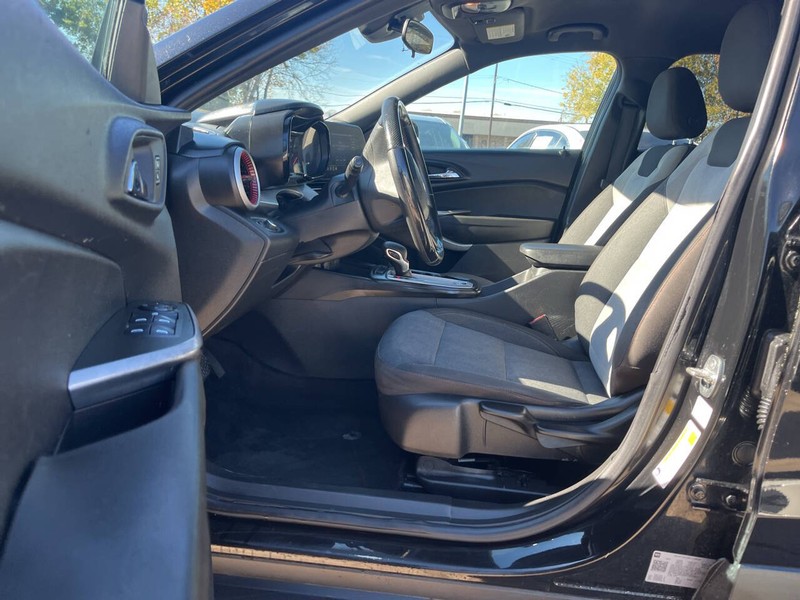 Chevrolet Trax Vehicle Image 08