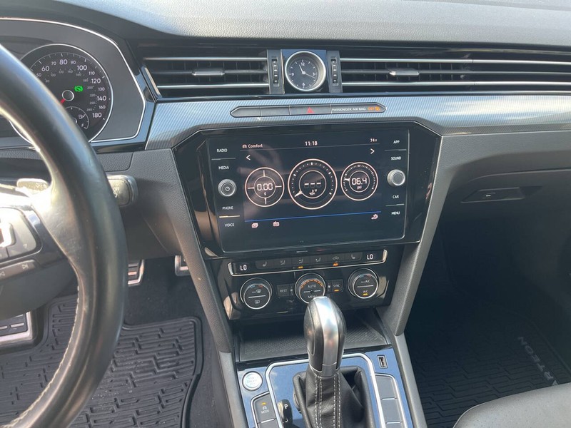 Volkswagen Arteon Vehicle Image 12